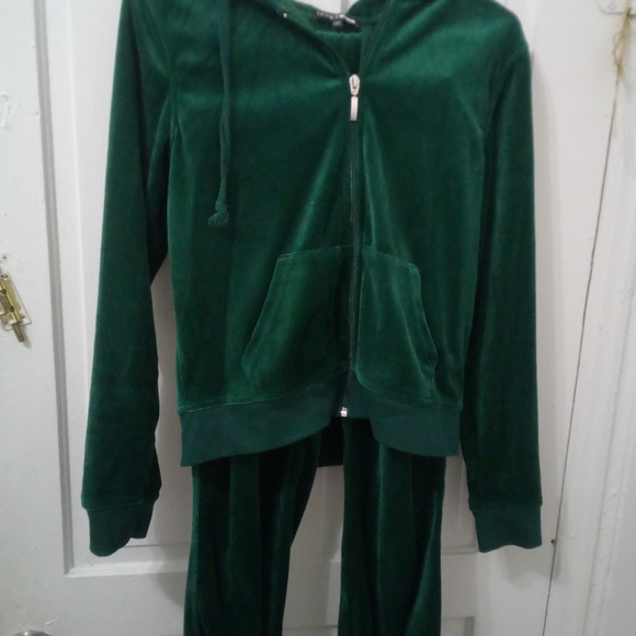 Fashion Nova Set - Picture 4 of 5